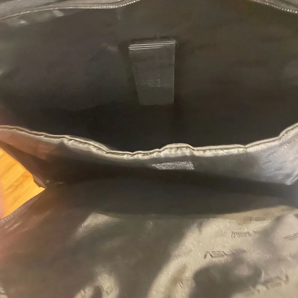 ASUS ROG Black Gaming Backpack - Picture 4 of 4